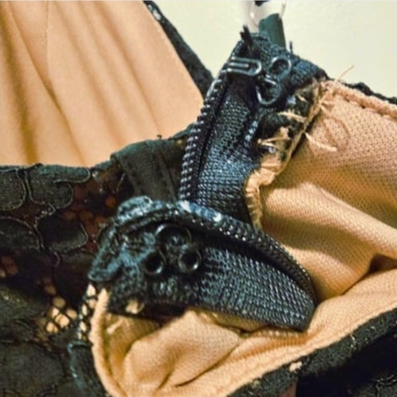 ❌️❌️ SOLD ❌️❌️ sexy lace mini dress size 3XL stretchy bodycon - Picture 9 of 9